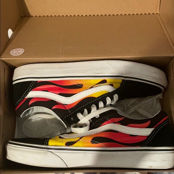 Fire vans - Picture 2 of 5